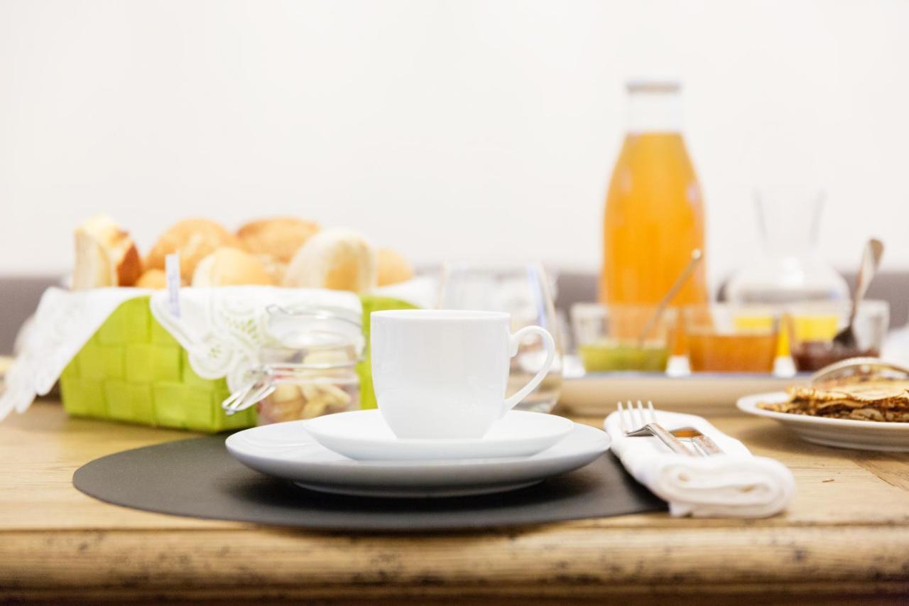 B&B Ar'Home Arrondissement di Courtrai Esterno foto